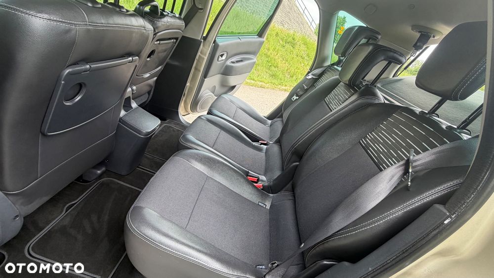 Renault Scenic 1.6 16V Conquest - 28