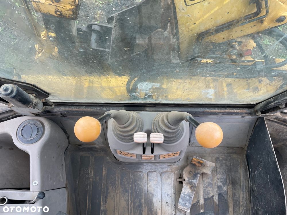 JCB 2CX - 14