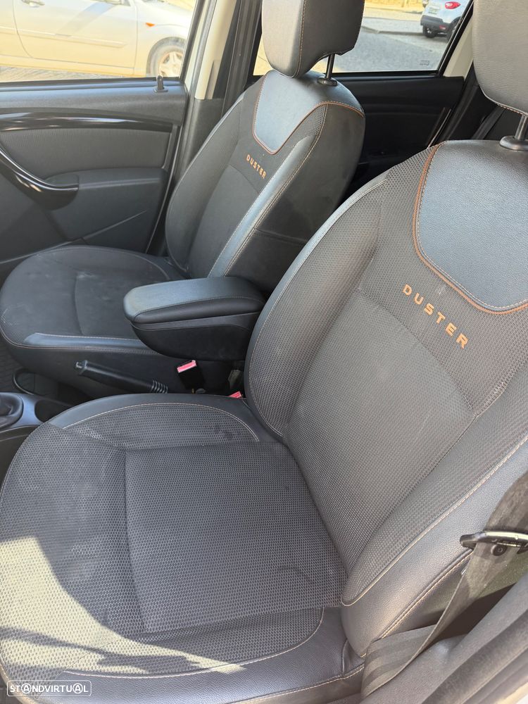Dacia Duster 1.2 TCe SL Explorer - 5
