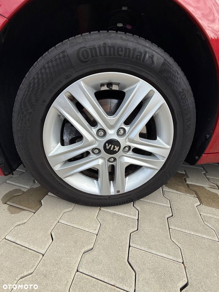 Kia Ceed 1.6 CRDi (48V Mild-Hybrid) Platinum - 12