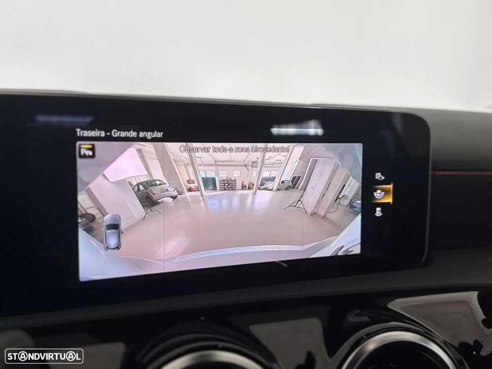 Mercedes-Benz A 200 AMG Line Aut. - 43