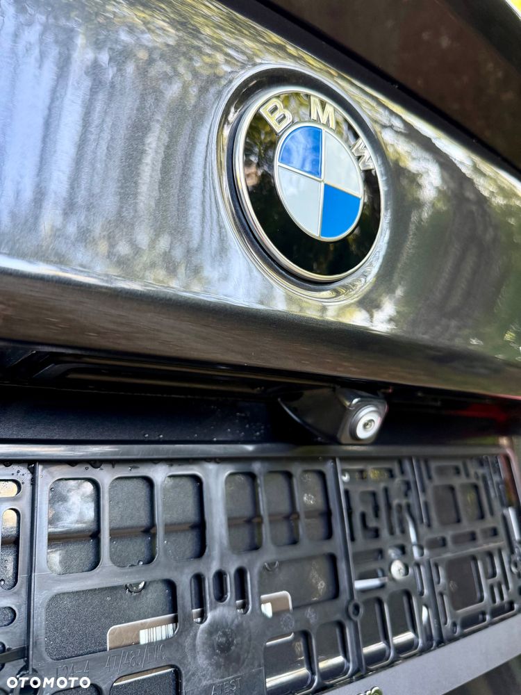 BMW Seria 5 M550i xDrive - 13