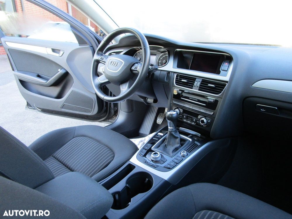 Audi A4 Limuzina - 3