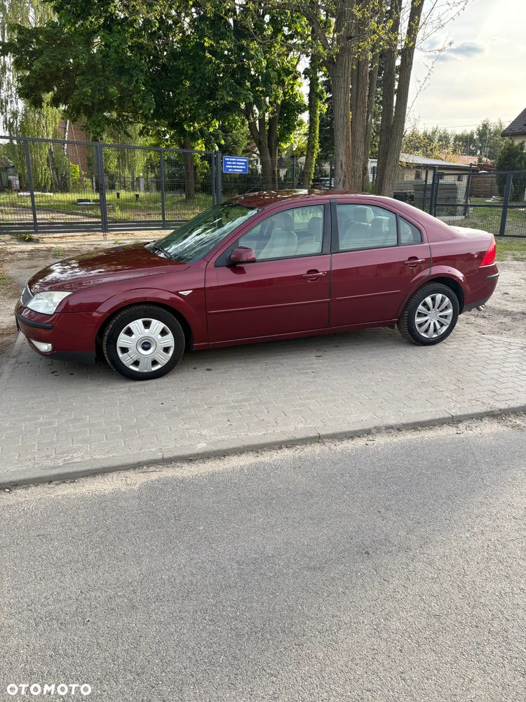 Ford Mondeo - 4