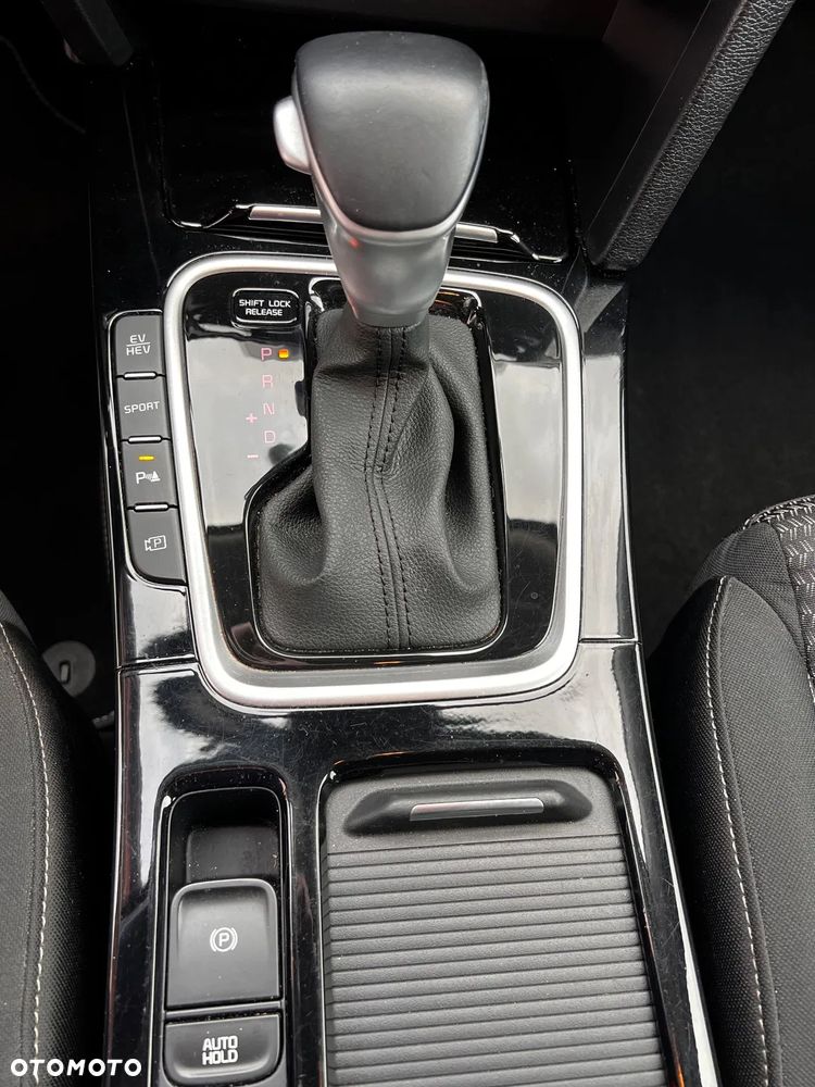 Kia Ceed 1.6 GDI DCT OPF Spirit - 25