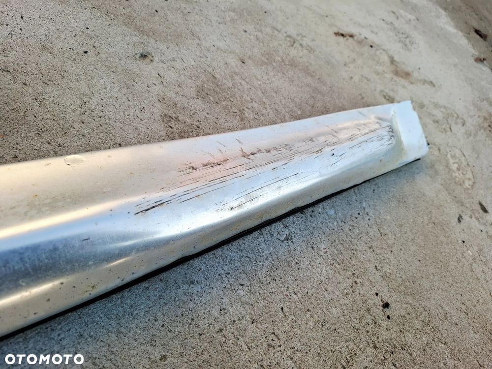 Listwa Drzwi Lewa/Prawa Przód/Tył Chrom Allroad Audi A6 C6 - 6