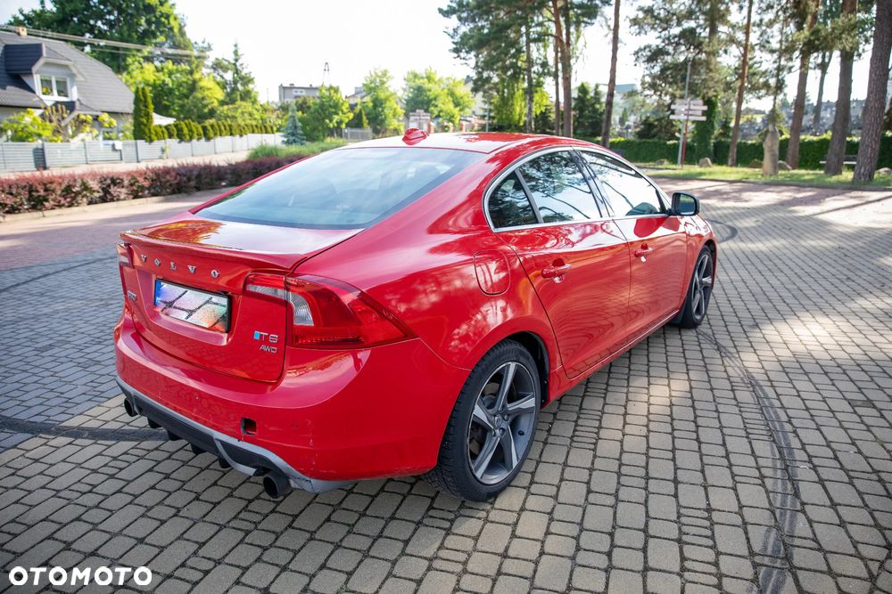 Volvo S60 ver-t6-awd-r--design-summum - 32