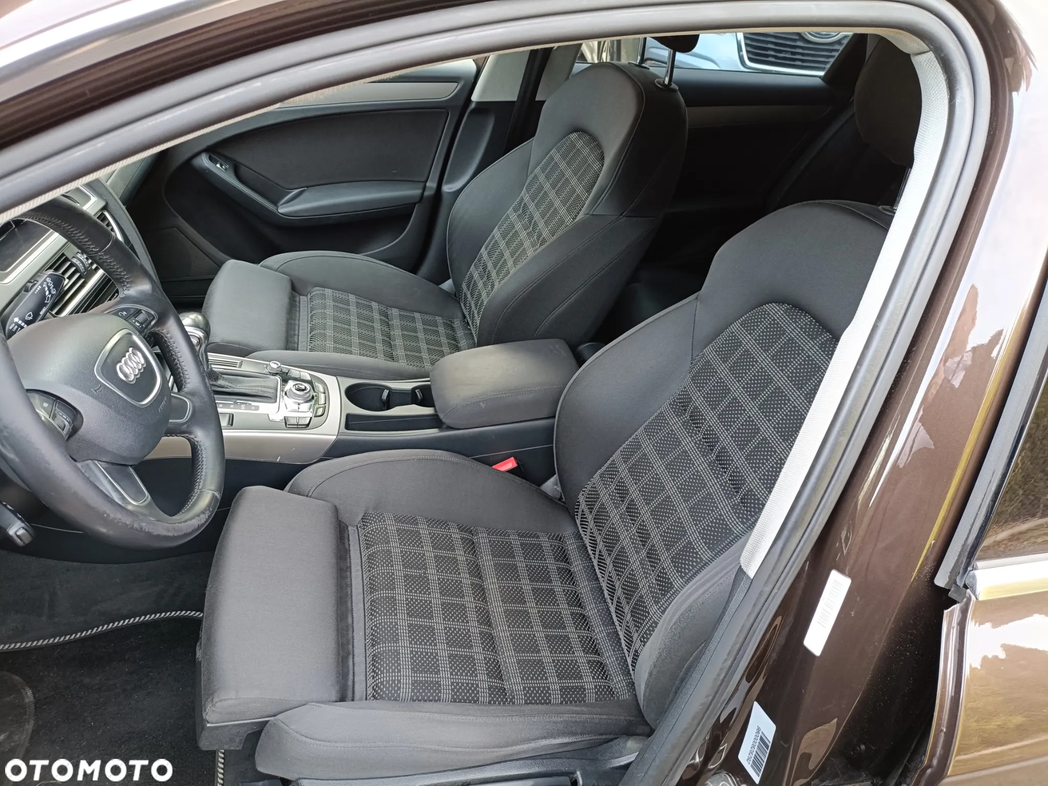Audi A4 2.0 TDI Design S tronic - 7
