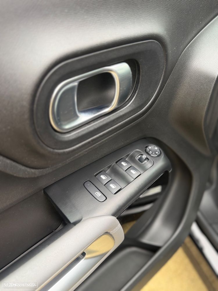 Citroën C5 Aircross 1.2 PureTech Shine - 23