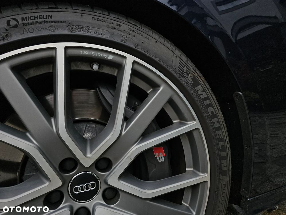 Audi S6 Avant - 27