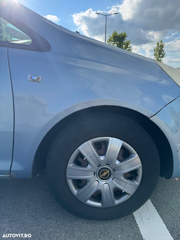 Opel Corsa - 8