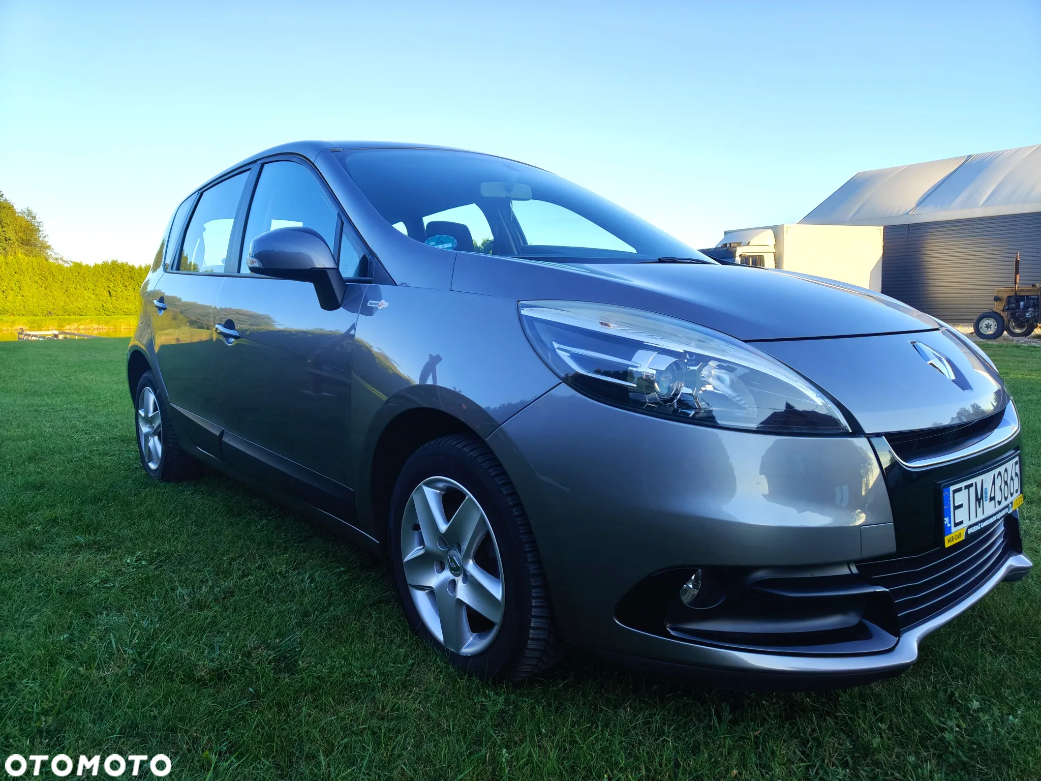Renault Scenic 1.6 16V TomTom Edition - 8