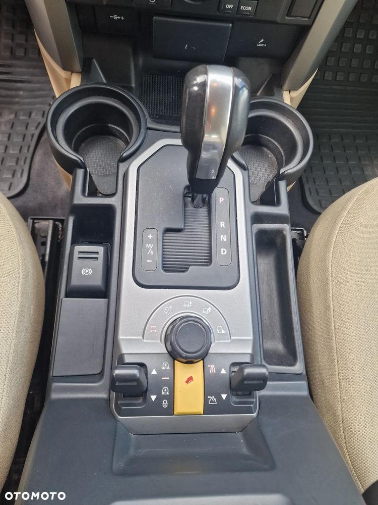 Land Rover Discovery TD V6 SE - 17