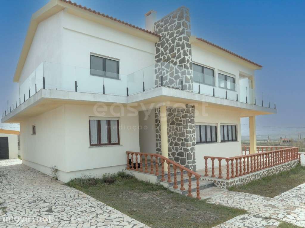 Apartamento Térreo com Vista Mar e Quintal na Praia Azul -Santa Cruz - Grande imagem: 4/60