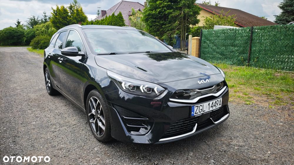 Kia Ceed 1.6 GDI PHEV L DCT - 10