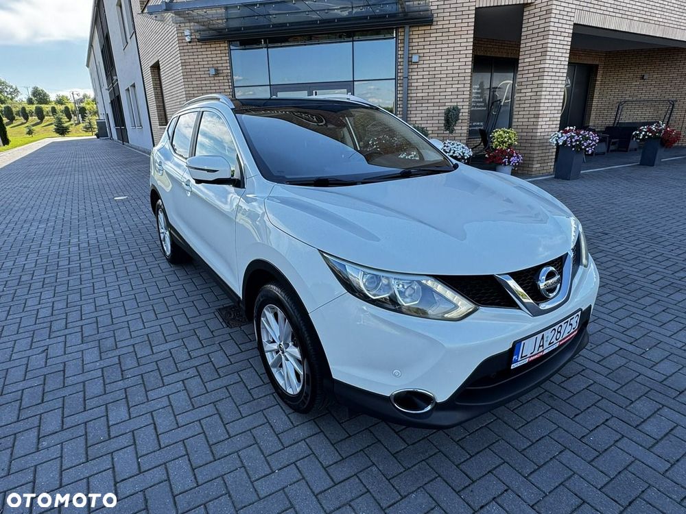 Nissan Qashqai 1.5 dCi TEKNA - 15