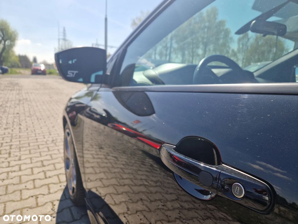 Ford Focus - 9