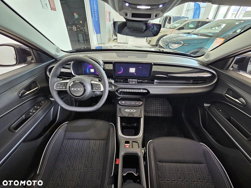 Fiat 600 ver-1-2-turbo-hybrid-edct - 8