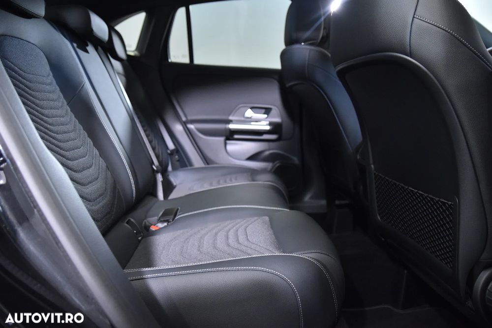 Mercedes-Benz GLA 220 d 4MATIC Aut. - 12