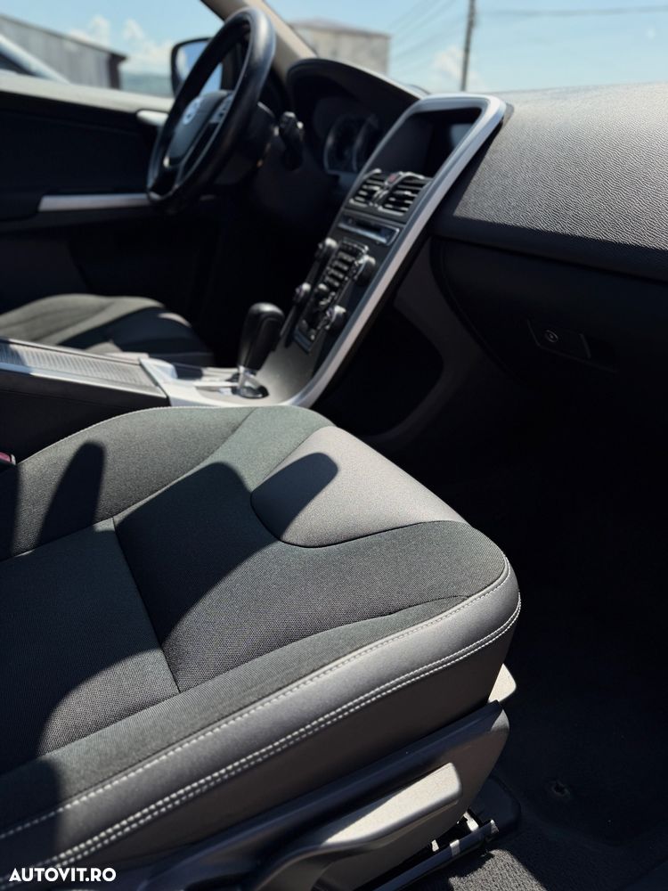 Volvo XC 60 - 8