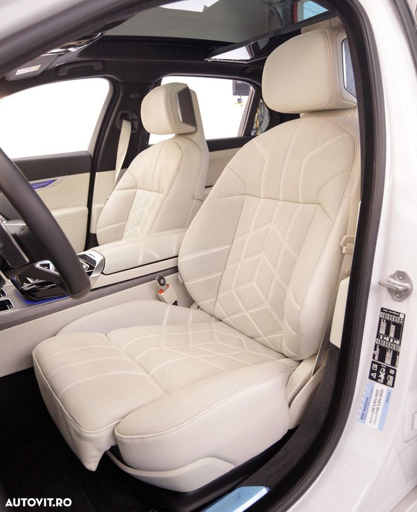 BMW Seria 7 - 11