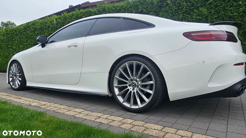 Mercedes-Benz Klasa E 300 9G-TRONIC Avantgarde - 6