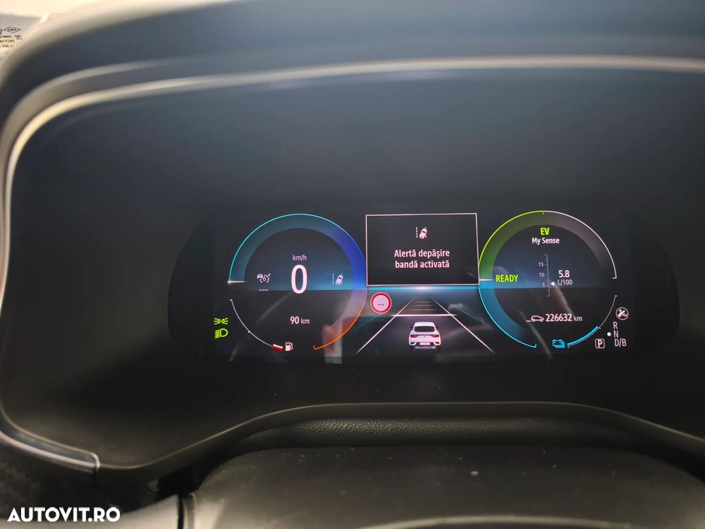 Renault Arkana E-TECH RS Line - 40