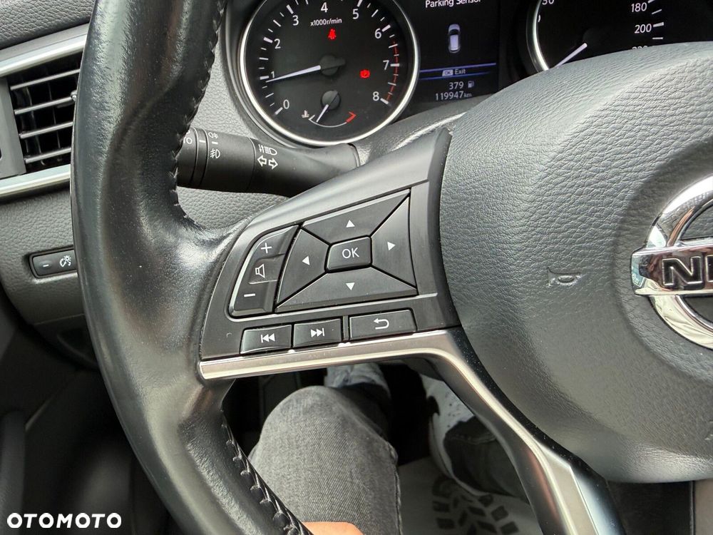 Nissan Qashqai 1.3 DIG-T N-Connecta - 27