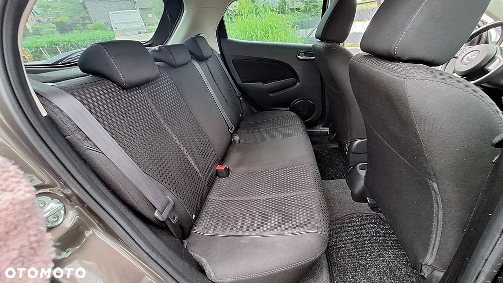 Mazda 2 - 11