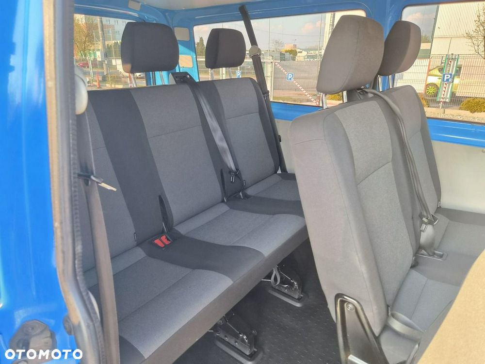 Volkswagen Transporter - 10