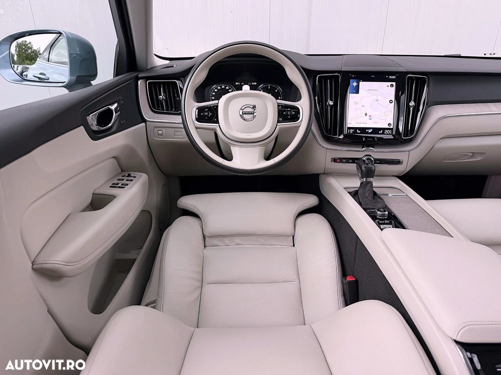 Volvo XC 60 D5 AWD Geartronic Inscription - 21