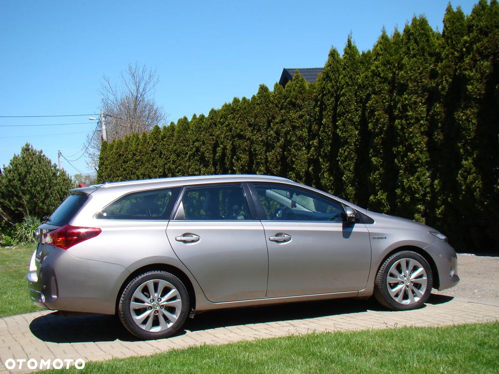 Toyota Auris - 10