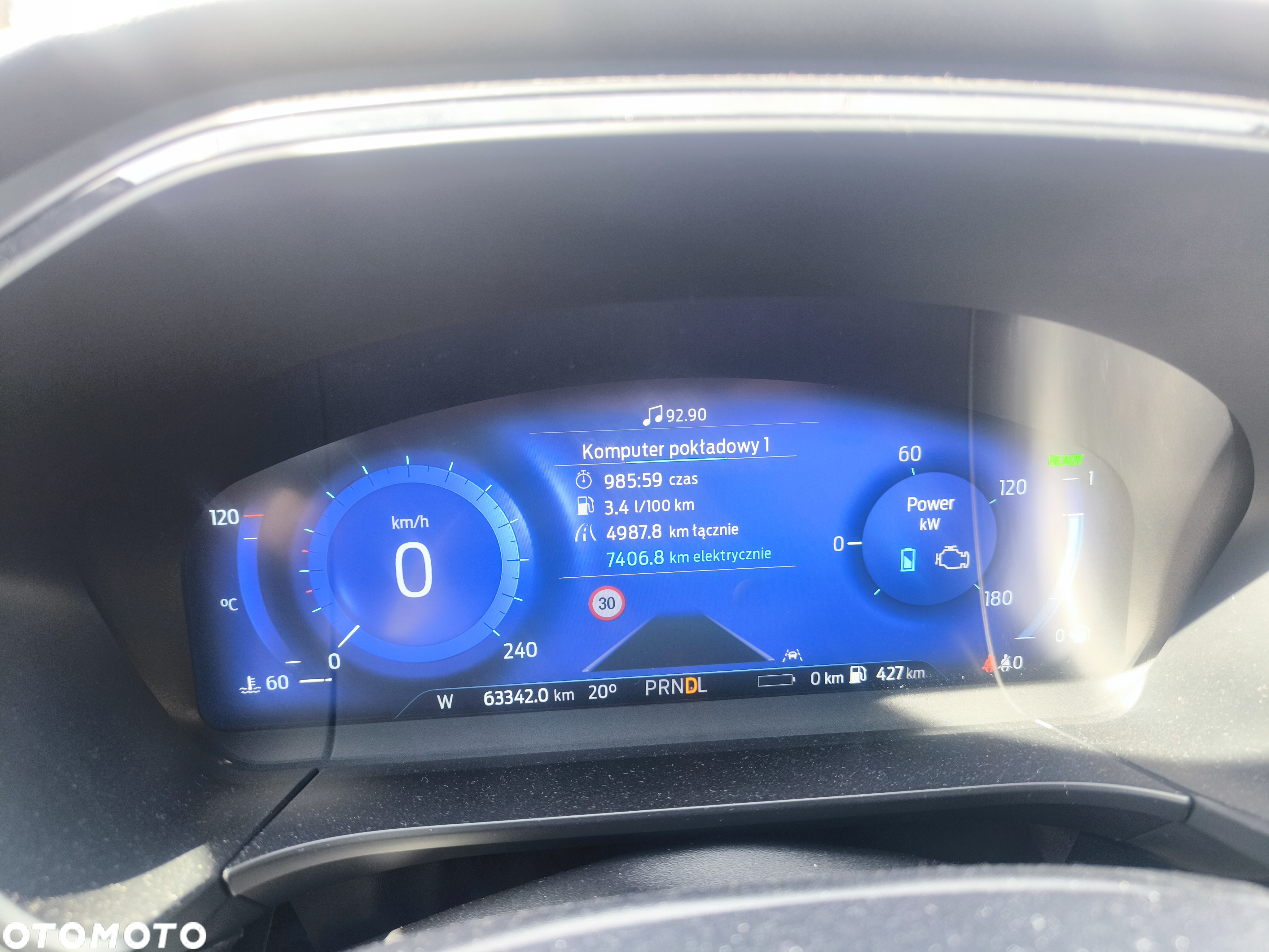 Ford Kuga 2.5P PHEV FWD ST-Line X - 18