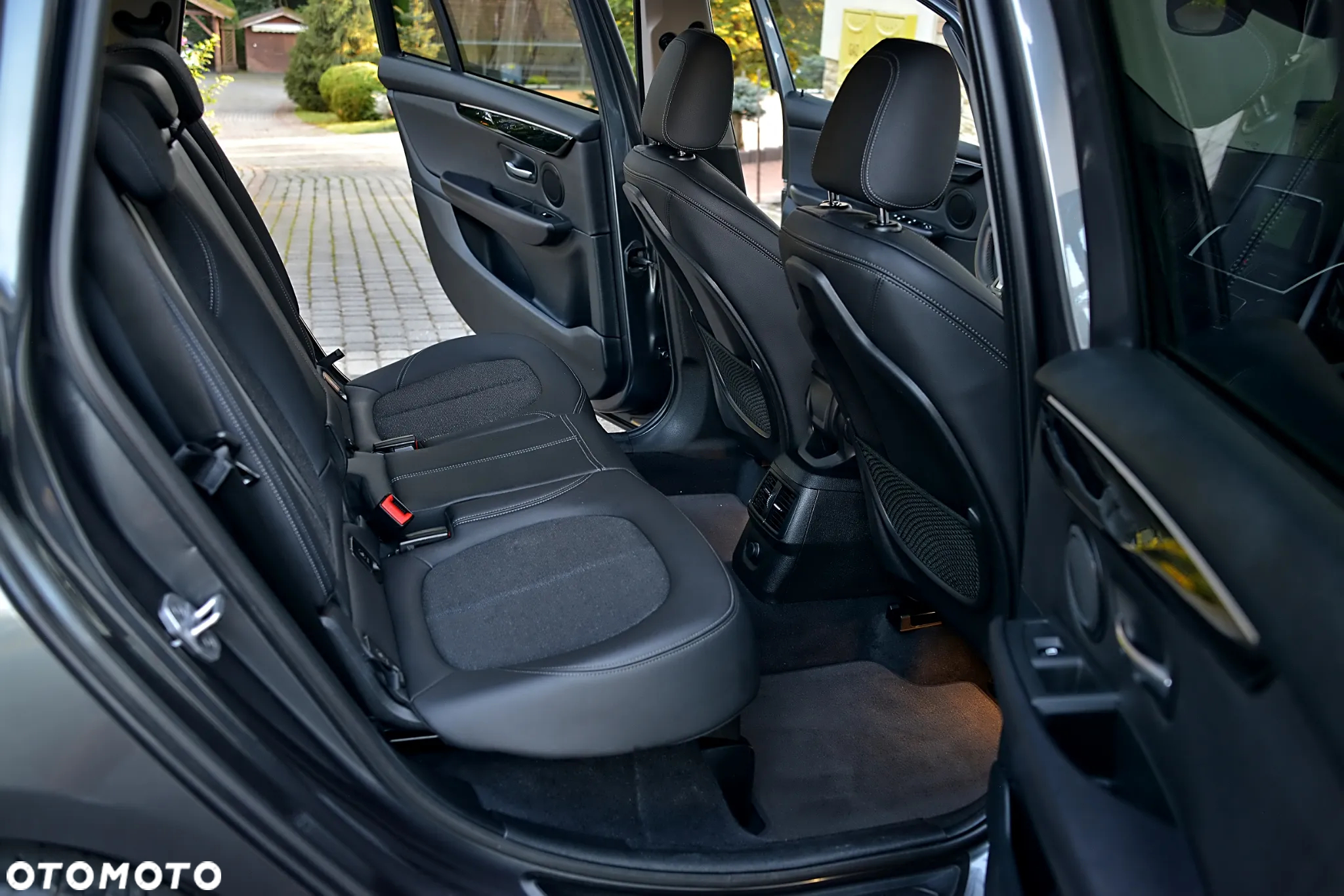 BMW Seria 2 218d Gran Tourer Sport-Aut Sport Line - 34