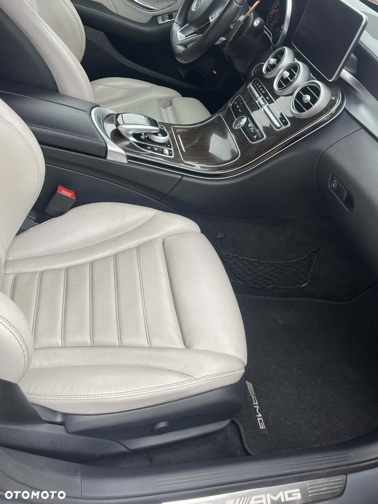 Mercedes-Benz Klasa C AMG 43 4Matic 9G-TRONIC - 15
