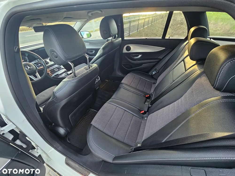 Mercedes-Benz Klasa E 200 d 9G-TRONIC Avantgarde - 16