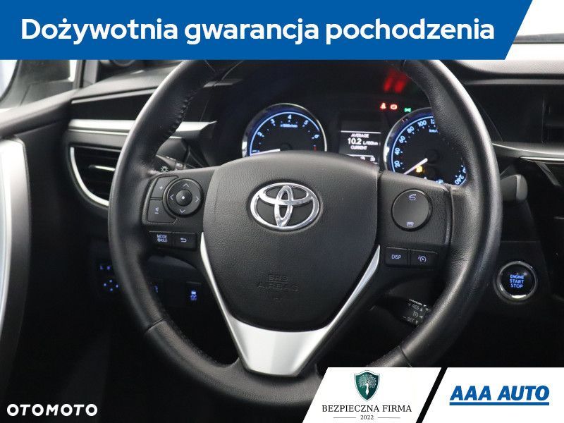 Toyota Corolla - 21