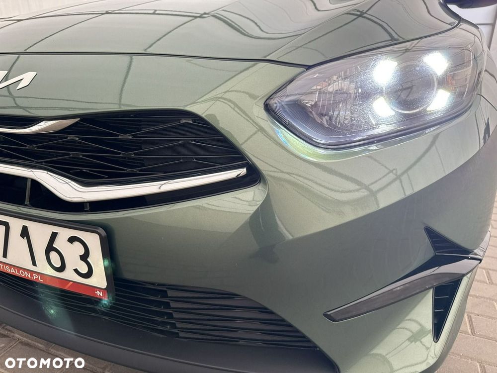 Kia Ceed - 28