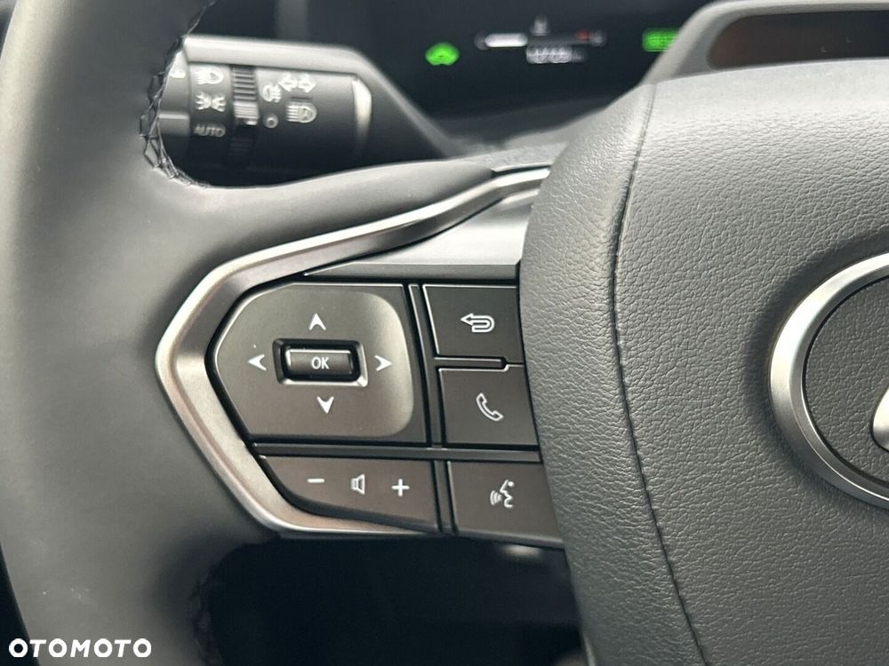 Lexus LBX 1.5 Hybrid Emotion - 24