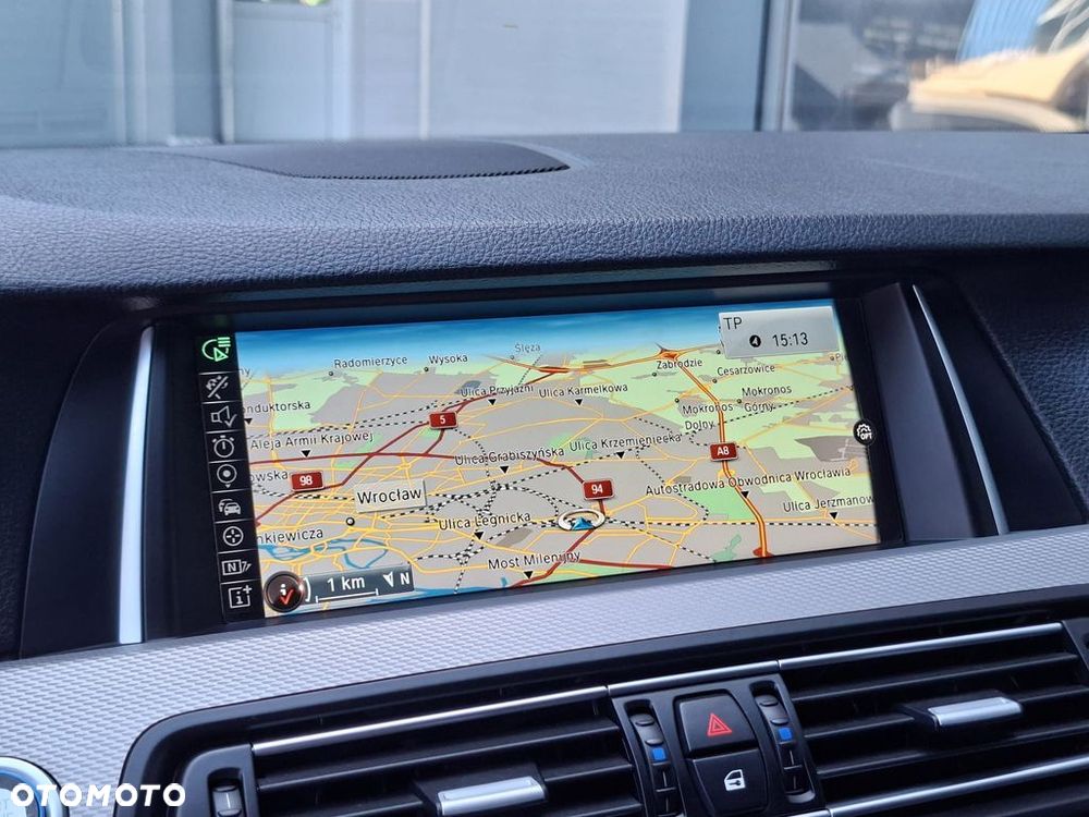 BMW Seria 5 M550d xDrive - 15