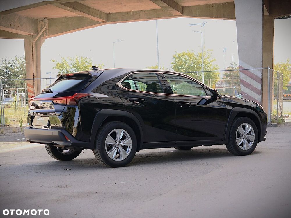 Lexus UX 300h Elegance - 18