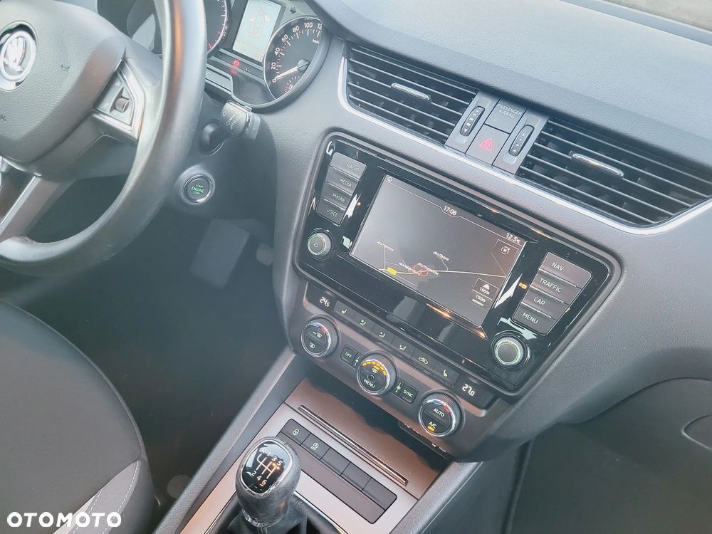 Skoda Octavia 1.2 TSI Joy - 11