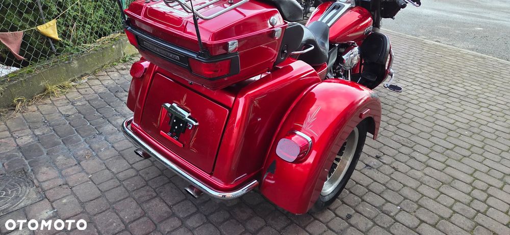 Harley-Davidson FLH Electra Glide - 33