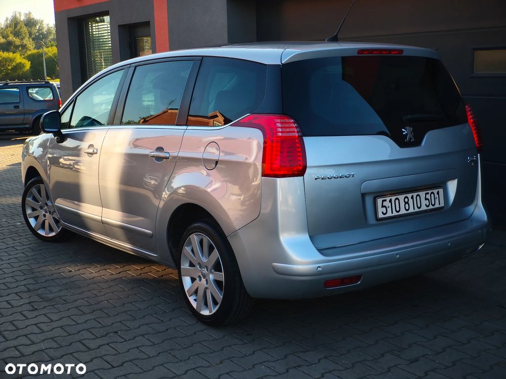 Peugeot 5008 - 2