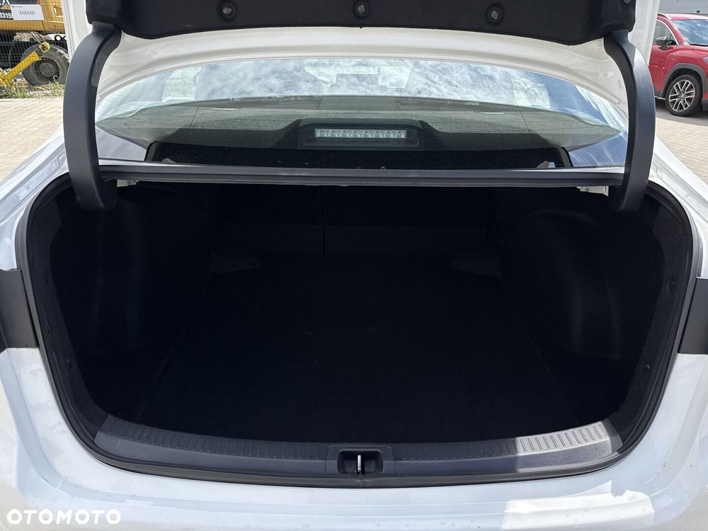 Toyota Corolla 1.8 Hybrid Comfort - 11