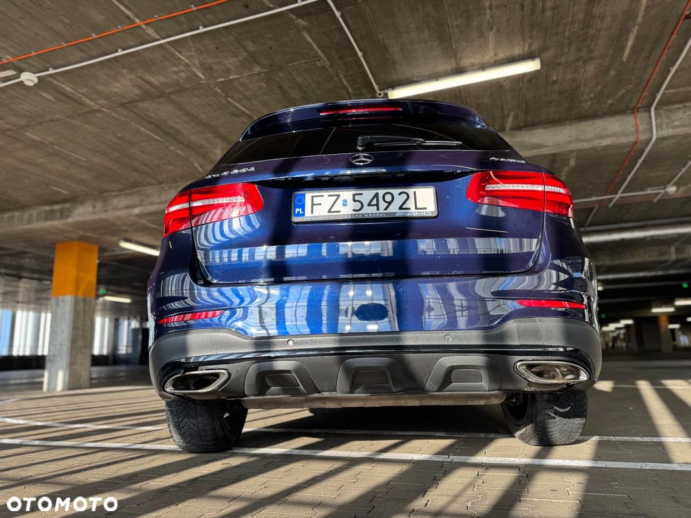 Mercedes-Benz GLC 250 4Matic 9G-TRONIC AMG Line - 3
