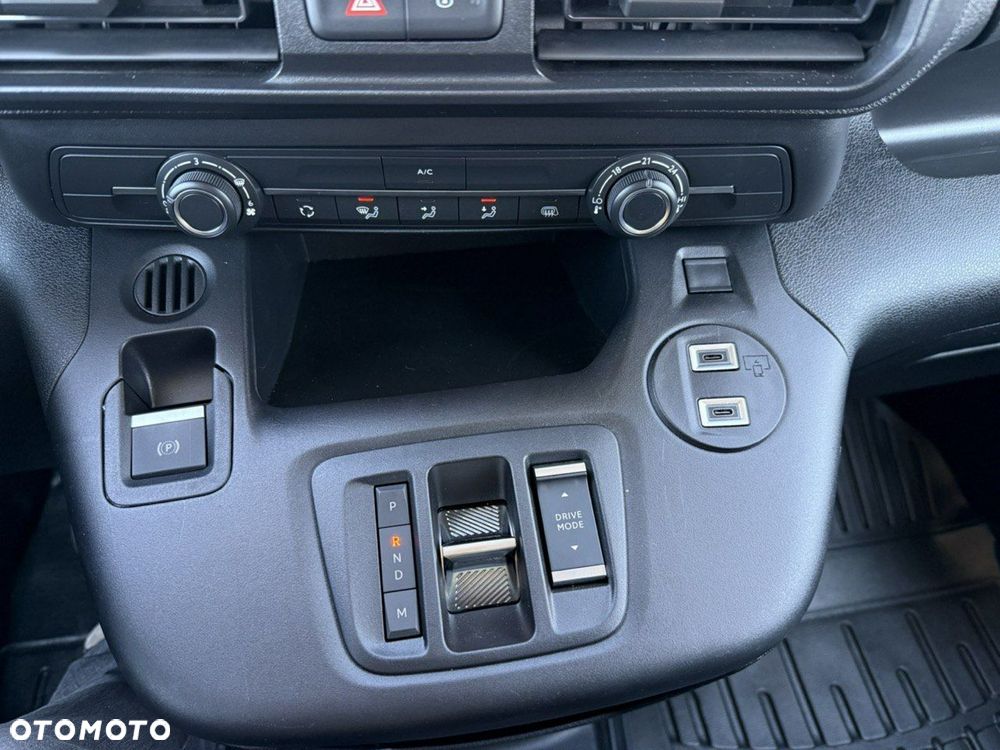 Toyota Proace City - 21