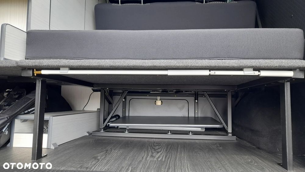 Volkswagen California - 24