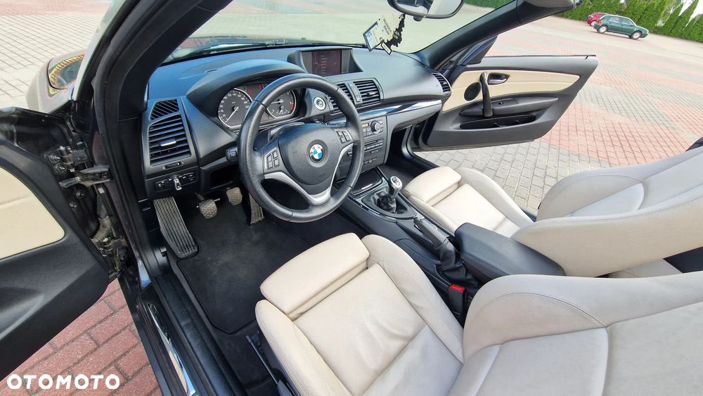 BMW Seria 1 120d Edition Sport - 16