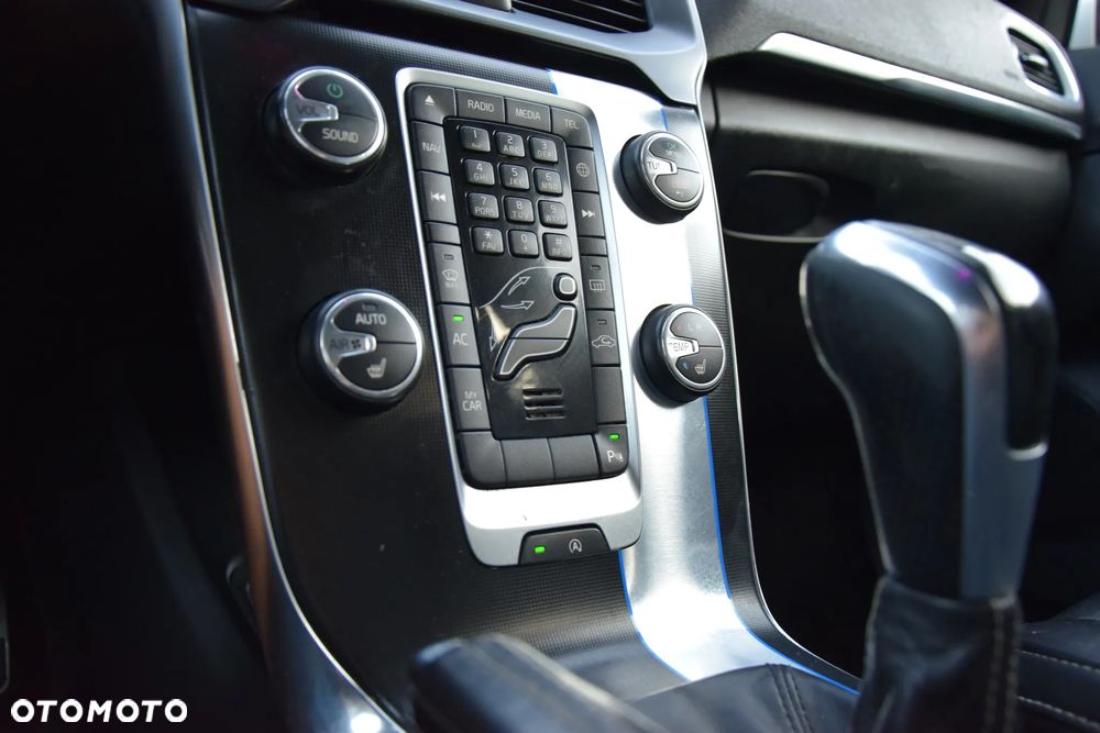 Volvo V40 D4 RDesign - 27